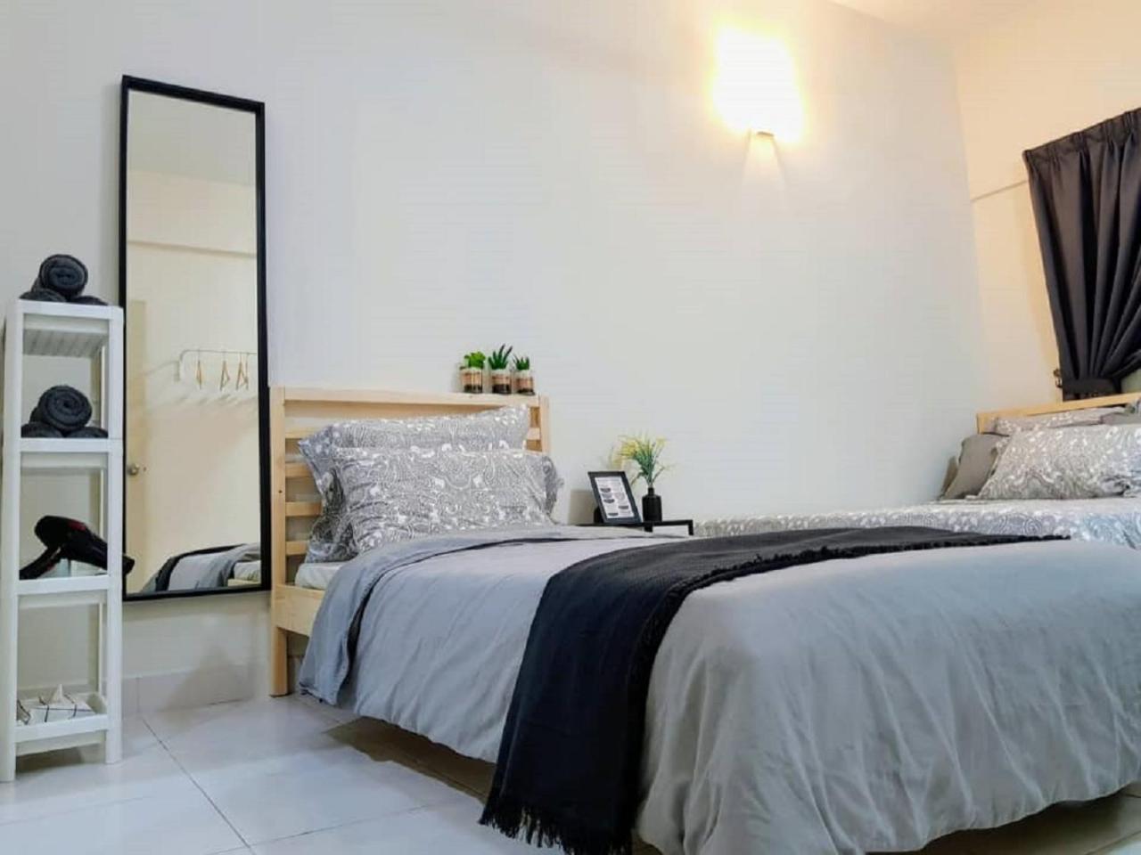 Puchong 8-12 Pax 5Min Lrt Cozy Apartment Ioi Mall Екстериор снимка